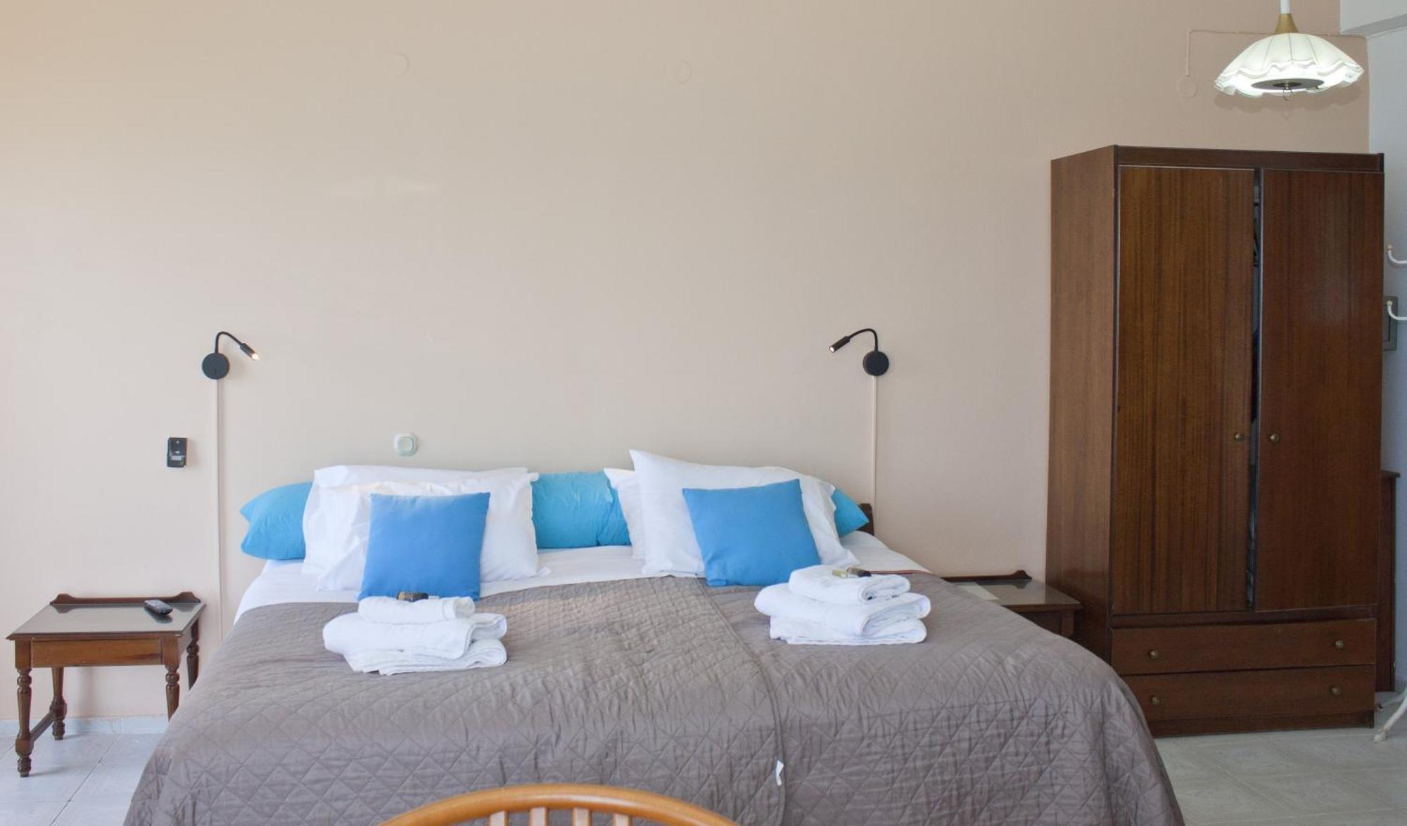 Melani Apartments Chania  Exteriör bild